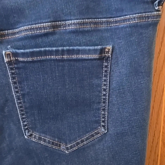 Torrid Super Soft High-Rise Denim Jeggings Dark Blue 5-pocket Women size 20R - Picture 7 of 16